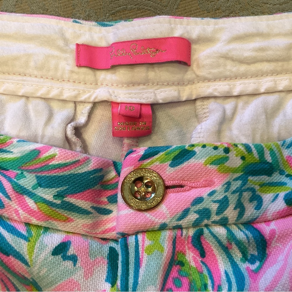 Lilly Pulitzer Pink Floral Scallop Hem Shorts Adorable - Picture 4 of 6